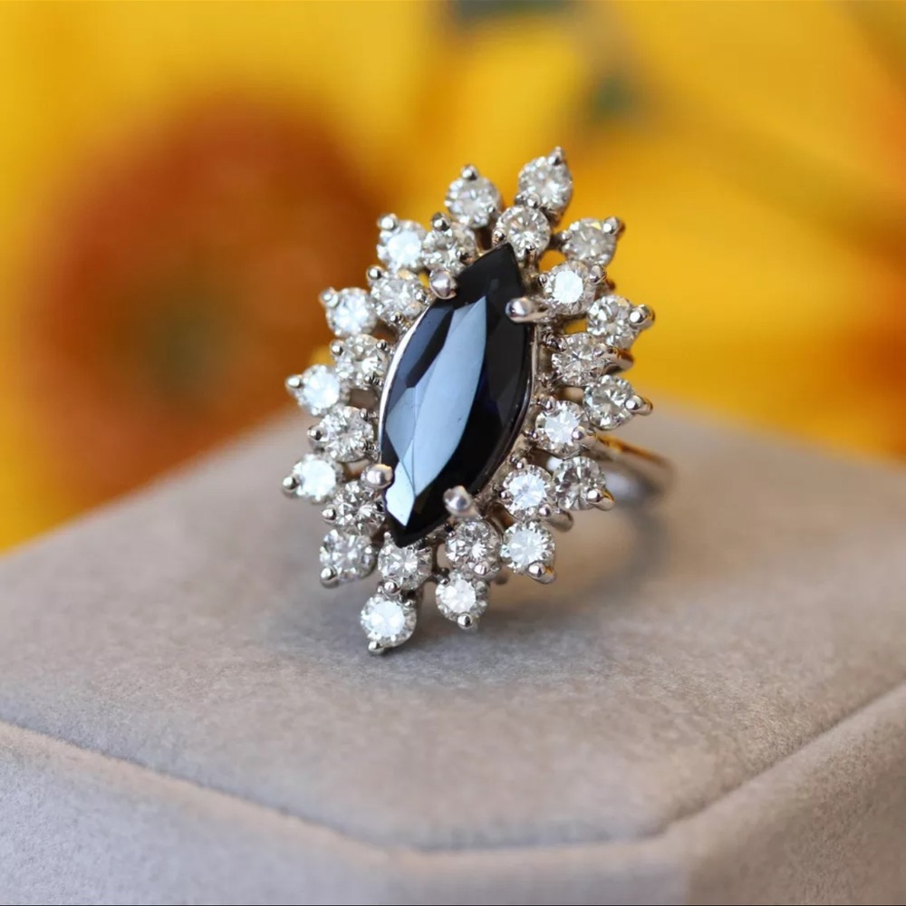 Black marquise lab made statement/engagement ring - Picture 12 of 12